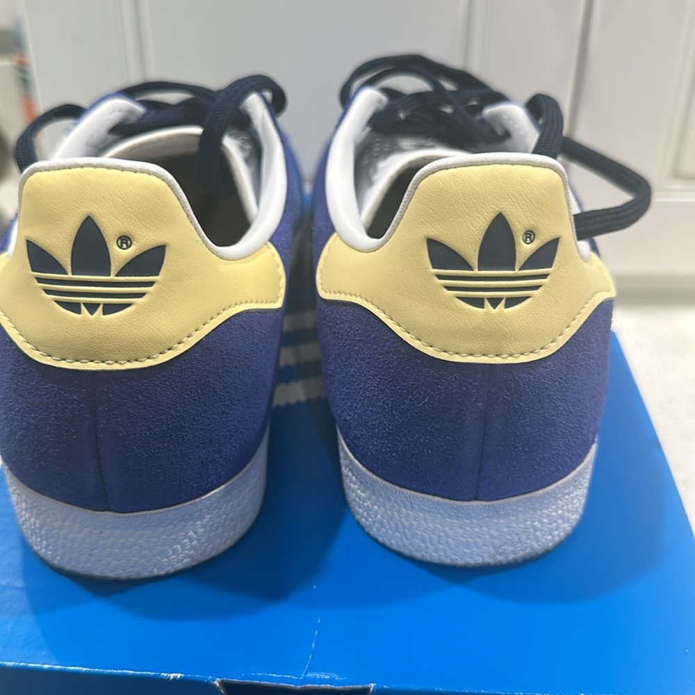 Adidas Gazelle Royal Blue and Yellow Sneakers - Picture 4 of 9